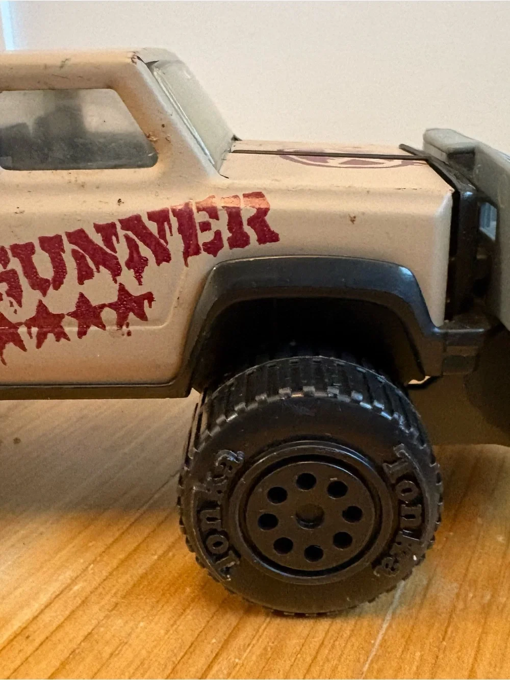 Tonka vintage top